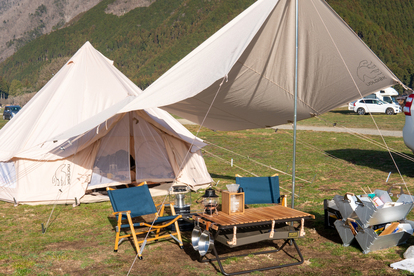大きなテントなどは一度、広い公園などで設営練習しておくのが確実
