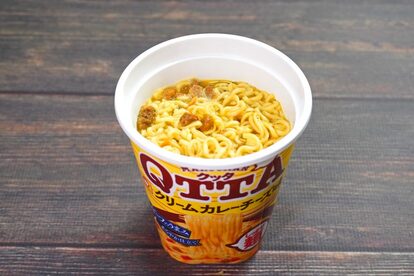 MARUCHAN QTTA　クリームカレーチーズ味