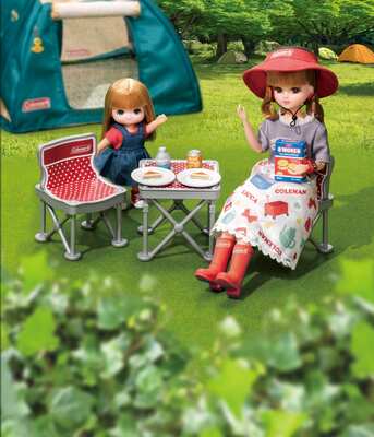 タカラトミー「キャンプだいすきリカちゃん」コールマンコラボ