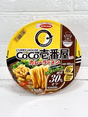 3.「ロカボデリ CoCo壱番屋監修カレーラーメン 糖質オフ」（エースコック）