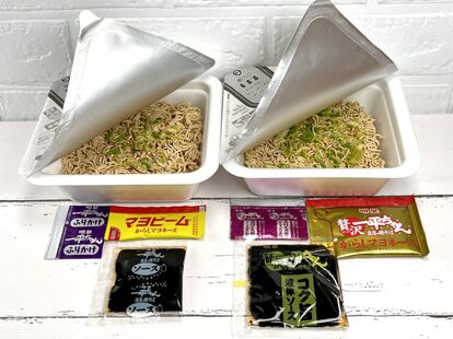 1.「明星 贅沢一平ちゃん夜店の焼そば」（明星食品）一平ちゃんでお馴染みの「ソース練り込み麺」も1.5倍に倍増。麺だけでも美味しいとの評判は明星さんの独壇場か