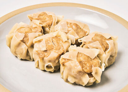 【第6位】肉焼売／￥388　「ぎっしり詰まったあんから肉汁があふれ出る！」（ヤスナリオ）