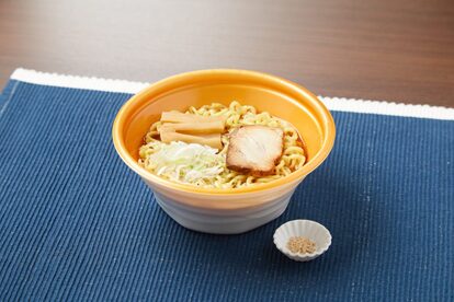 ファミリーマートから名店監修ラーメン３種類が新発売