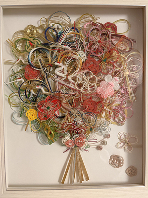 水引で作ったブーケの写真