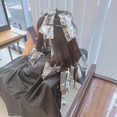 【写真・画像】 夏休み初日に“ギャル化”した娘の姿「うちらの時代は髪染めと言えば金髪だったけど」 1枚目