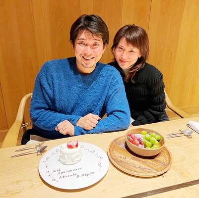 【写真・画像】 宮崎謙介、妻・金子恵美の誕生日と結婚10周年をお祝い「息子も連れて、北海道で」 　1枚目