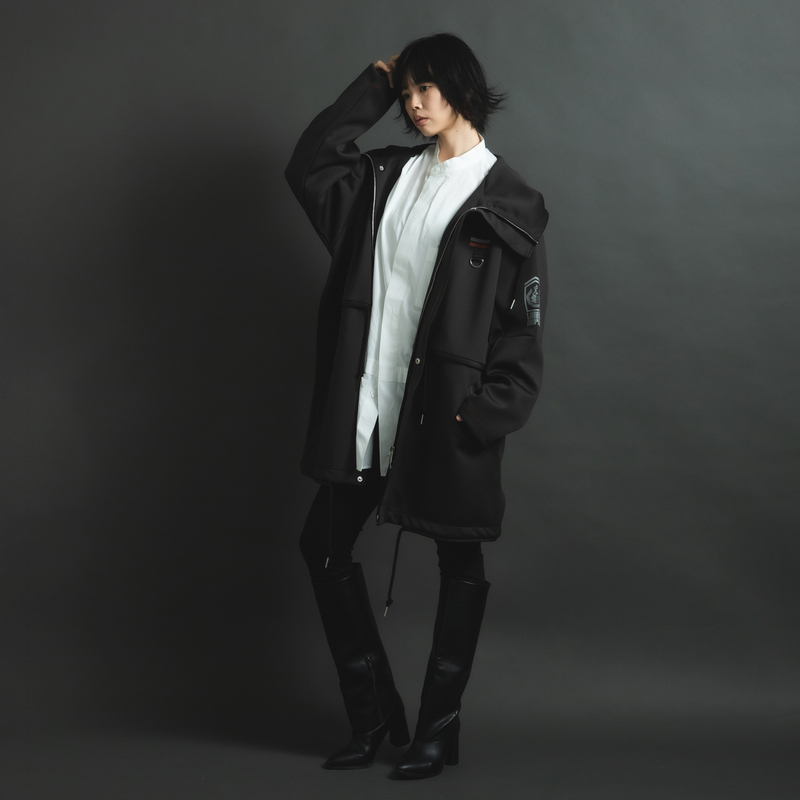 リンバス・カンパニー』から“囚人たち”の制服を模したアウターと