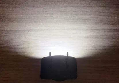 『キャップ用LEDライト』(撮影:grape編集部)