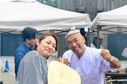 最高のポーズで来場者の方と記念撮影も。掲載許可をいただいた方、ありがとうございます