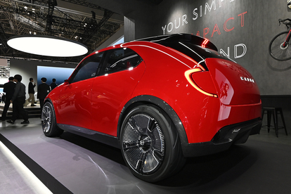 デザインスタディ「ビジョン・クロスコンパクト」が表現する未来のマツダが新しい