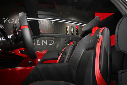 デザインスタディ「ビジョン・クロスコンパクト」が表現する未来のマツダが新しい