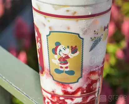 ディズニークリスマスのスペシャルドリンク(撮影:grape編集部)