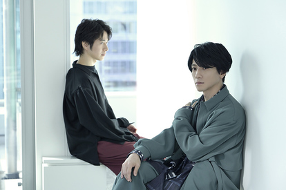 (左から)村井良大、鈴木拡樹