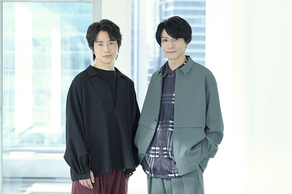 (左から)村井良大、鈴木拡樹