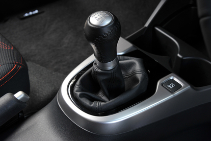 今まで歩んできた「フィット」の歴史を初代から現行型までプレイバック