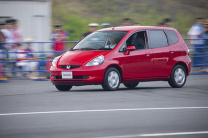 今まで歩んできた「フィット」の歴史を初代から現行型までプレイバック