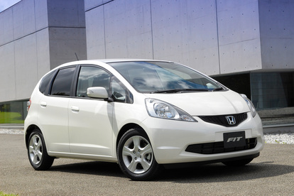 今まで歩んできた「フィット」の歴史を初代から現行型までプレイバック