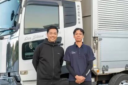 株式会社新栄 代表取締役 山脇 慎太郎氏 シギット・プルワント氏