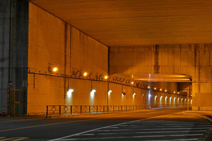 丸いトンネルと四角いトンネルがあるのはなぜか