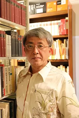 「日本の格差社会はあと10年で『完成』してしまう。それを防ぐためには、多くの人がこの問題を認識することが重要です」と語る橋本健二氏