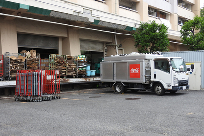 社会問題化している「トラックの路駐」