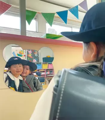 割れない姿見『ワーレン』