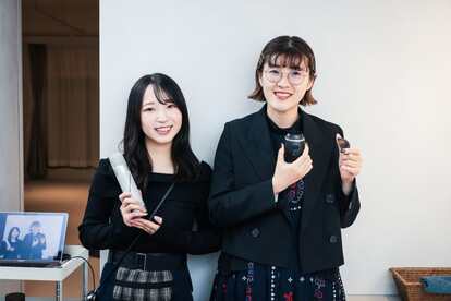 左:アンファー 中原瑠南さん、右:アンファー 才川実可子さん