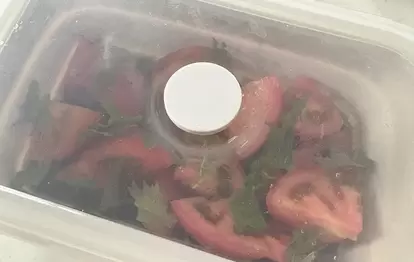 保存容器に蓋をした画像(撮影:エニママ)