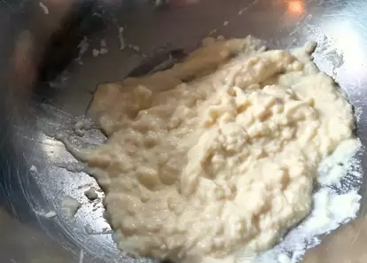 豆腐を混ぜている画像(撮影:エニママ)