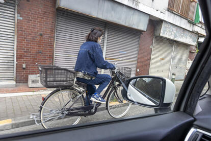車道を走る自転車が増えたいまこそドライバーが知るべきこととは