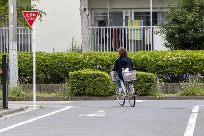 車道を走る自転車が増えたいまこそドライバーが知るべきこととは