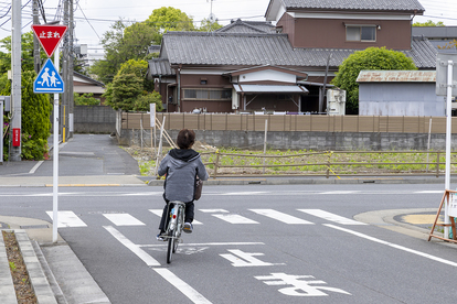 車道を走る自転車が増えたいまこそドライバーが知るべきこととは