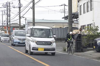 車道を走る自転車が増えたいまこそドライバーが知るべきこととは