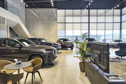 ロシアでは海賊版のニセBMWが大量に販売されていた