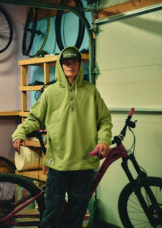 超希少！！！チャムス　ペンダントトップ 不朽の名作「Hurricane Top」40周年。CHUMSの原点が蘇る〈HelloWear