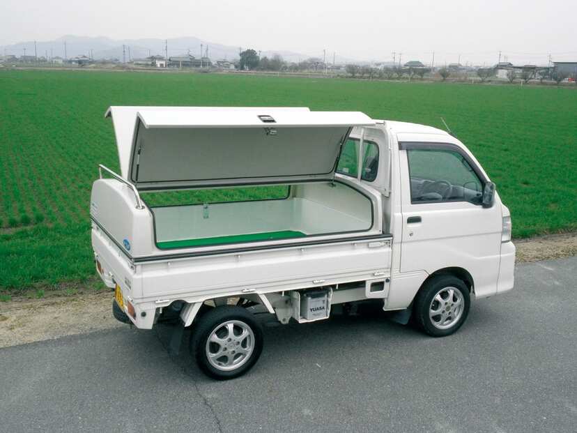 300kgまで吊り上げ可！ おひとりさまでもいろいろできるクレーンほか