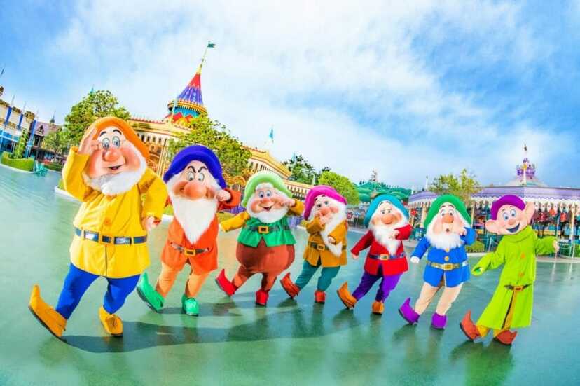アメリカ ディズニーランド　七人のこびと WDW】七人のこびとのマイントレイン | マジックキングダム