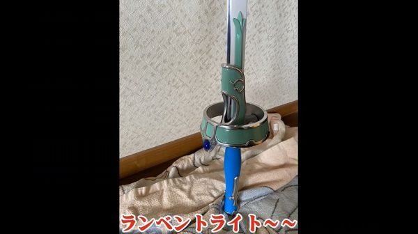 SAO』キリトの「エリシュデータ」とアスナの「ランベントライト」を