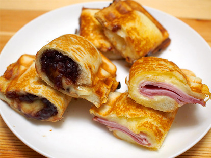 ハムチーズやツナチーズは塩気があるので、これにサラダをプラスすればバランスのいい食事になりそう。つぶあんとチーズの甘じょっぱ系の組み合わせはおやつにぴったり