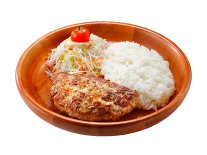 888円