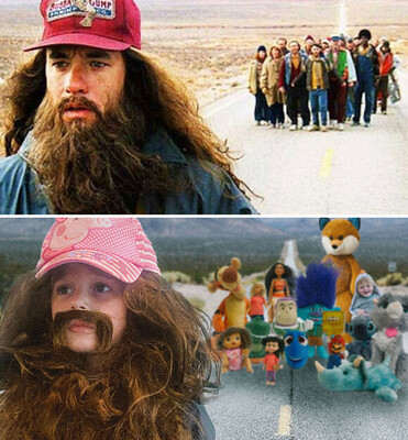 映画のワンシーンを再現する父娘 