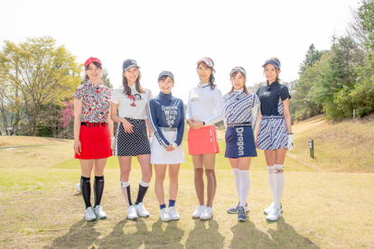 左から　菊地彩香さん、紺野ゆりさん、なみきさん、米澤有プロ、秋山真凛さん、おまゆさん
