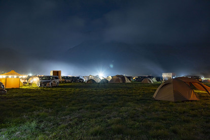コロナ禍で人気のキャンプ、予約が取れない問題を解決する必勝法