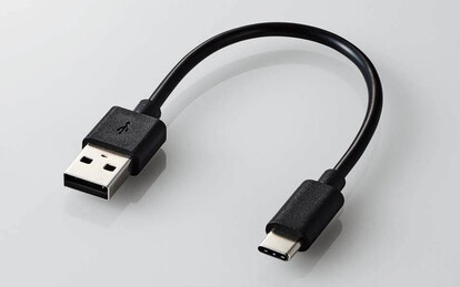 USB-Aオス to USB Type-C(USB-C) ケーブルが付属