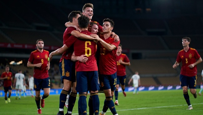 スペインサッカーはやっぱスゴイ U 21代表の 最深部から壊す超速ゴール がこれ ニコニコニュース スペインサッカーはやっぱスゴイ U 21代表の 最深部から壊す超速ゴール がこれ ニコニコニュース