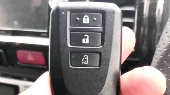 裏技 車のスマートキーの電池が切れてもエンジンをかけたり ドアを開けられる方法が話題に ニコニコニュース