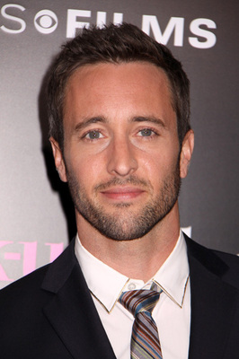 Hawaii Five 0 アレックス オロックリンが長年の恋人と結婚 ニコニコニュース Hawaii Five 0 アレックス オロックリンが長年の恋人と結婚 ニコニコニュース