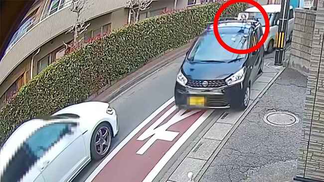 遠慮しろよ 車の屋根に取り付けた拡声器で叫びながら突き進む女性が話題に ニコニコニュース
