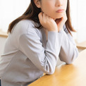 「手取り12万5000円。夫に言っていない借金がある」と語る30代女性