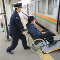 無人駅の車いす対応「乗務員が実施」 JR東海が6月から試行 係員手配いらず